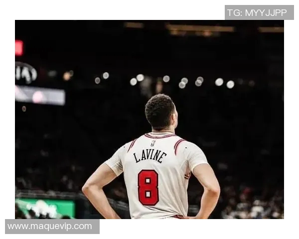 拉文女友的甜蜜生活揭秘与篮球明星的爱情故事