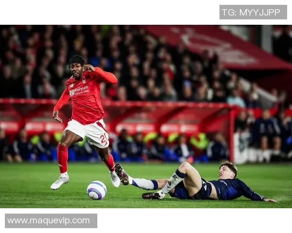 诺丁汉森林与水晶宫激战在即谁能在英超赛场上笑到最后