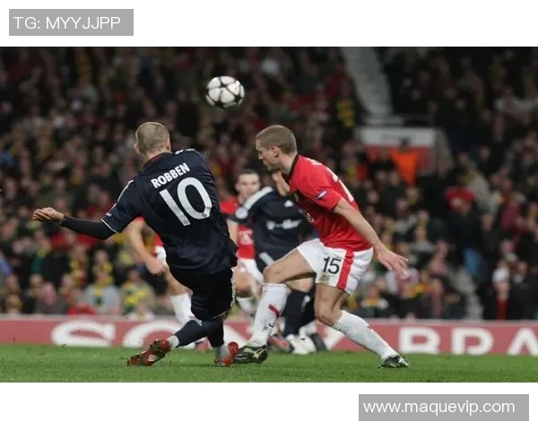 罗本助攻与进球助力拜仁战胜曼联的精彩瞬间回顾